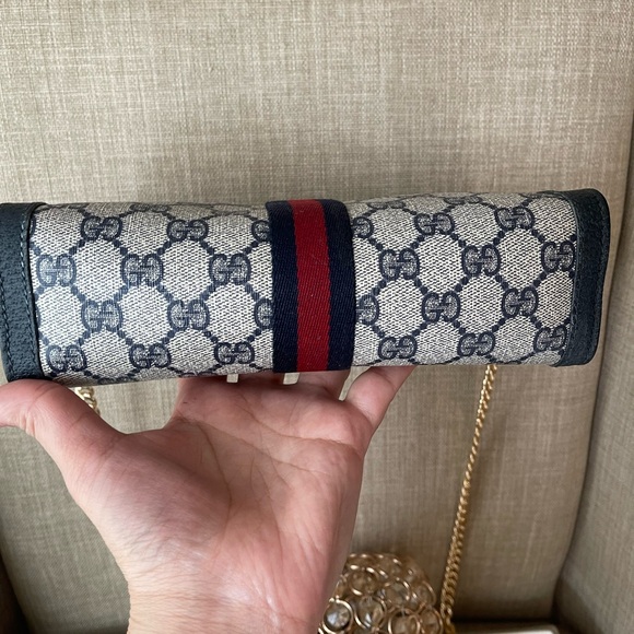 Authentic Gucci vintage web sherry line clutch bag 89.01.001 (D7133) - Picture 4 of 14